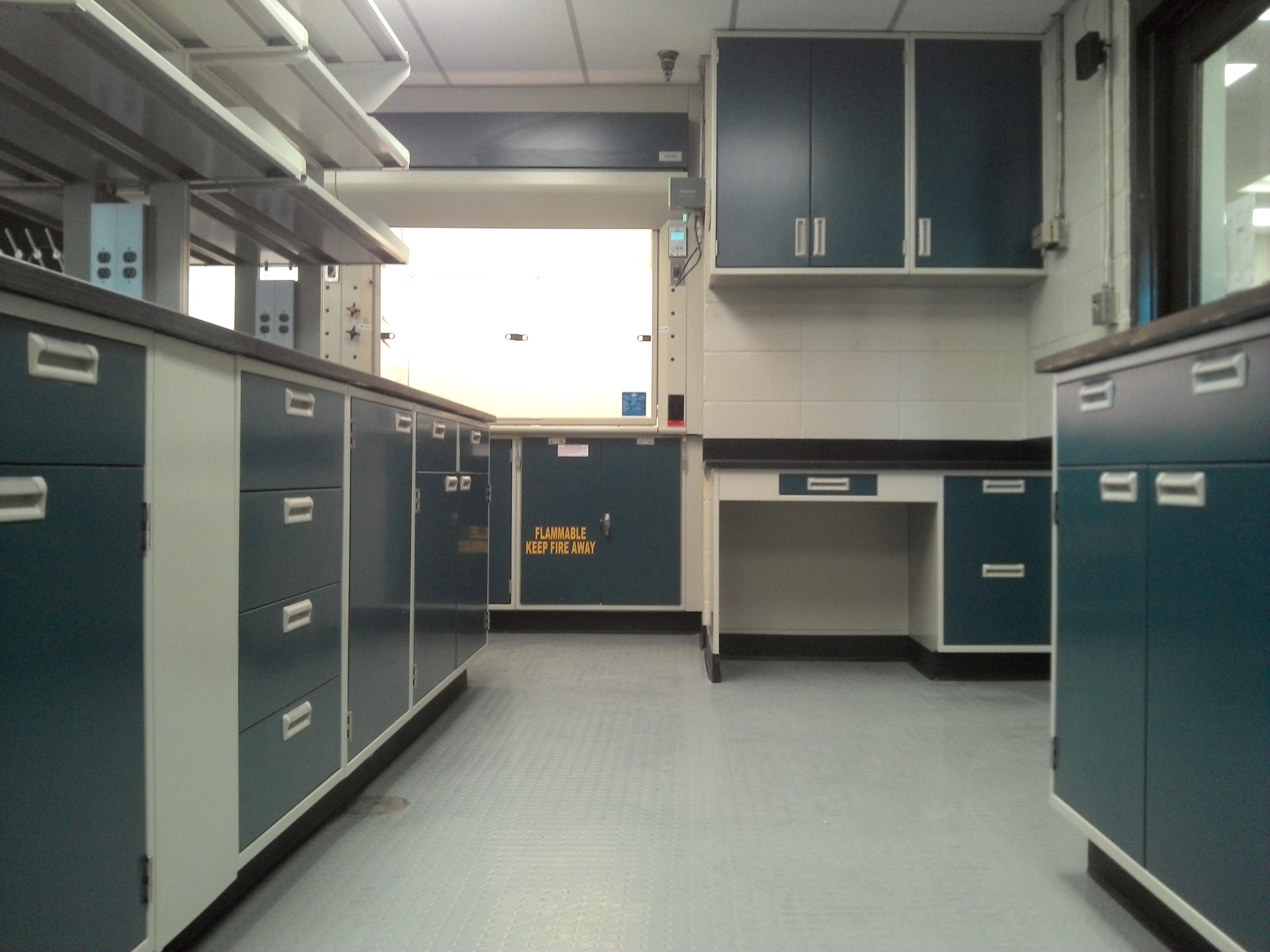 commercial medical laboratory flooring